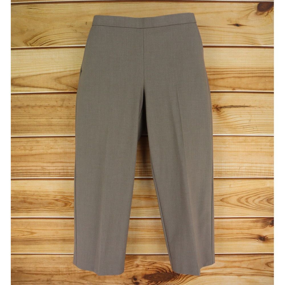 Sag Harbor Stretch Waist Dress Pants Straight Leg‎ Womens 12P Brown Pockets NWT